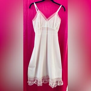 Vintage Vanity Fair Slip Dress Nightgown Wedding  Retro, Pinup, Bridal Size 34